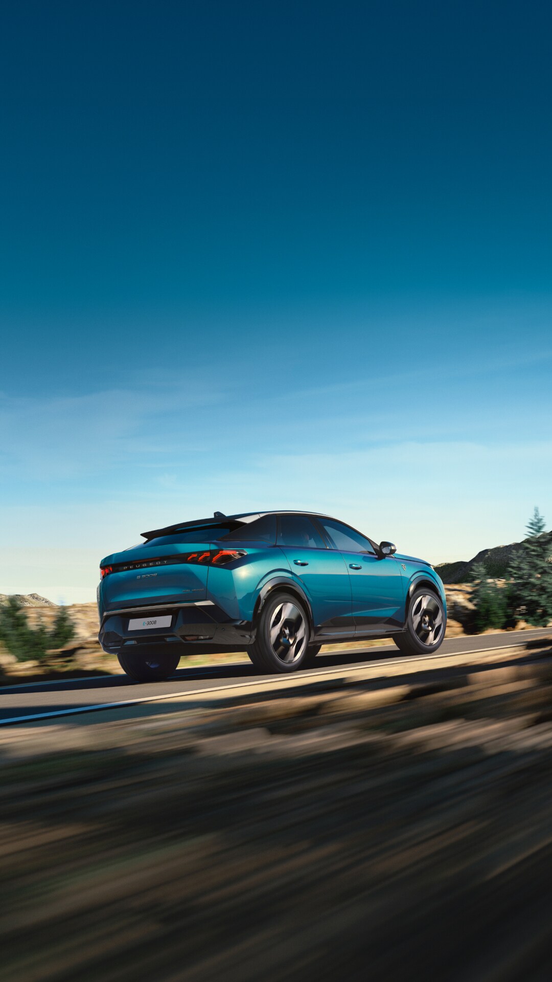PEUGEOT E-3008 DUAL-MOTOR AWD Launch Edition