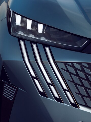 PEUGEOT E-5008 Pixel LED-Scheinwerfer